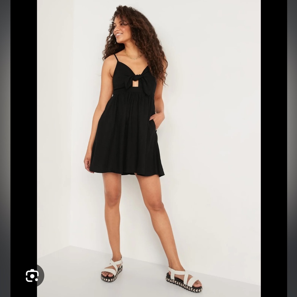Old Navy Linen Blend Tie-Front Cami Dress